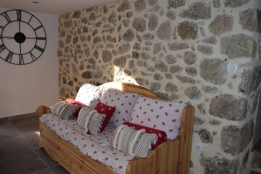 Gite Le Pilat Vernoux-en-Vivarais ภายนอก รูปภาพ